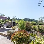 Villa Catalina Petit